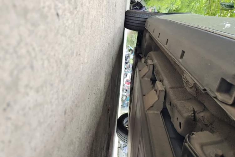 Used NETA V 2022 Chao 400 Lite Chassis Rear Left