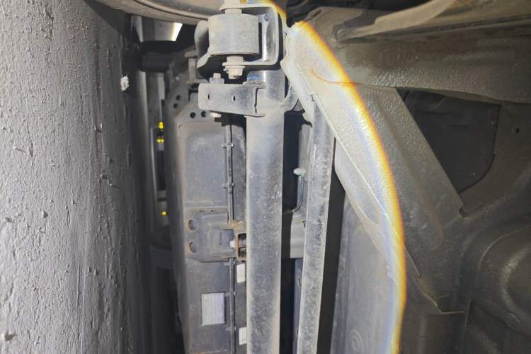 Used NETA V 2022 Pro Long-Range Smart Edition Chassis Rear Left
