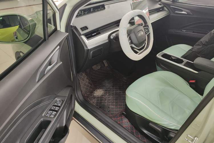 Used NETA V 2022 Chao 400 Lite Driver Seat