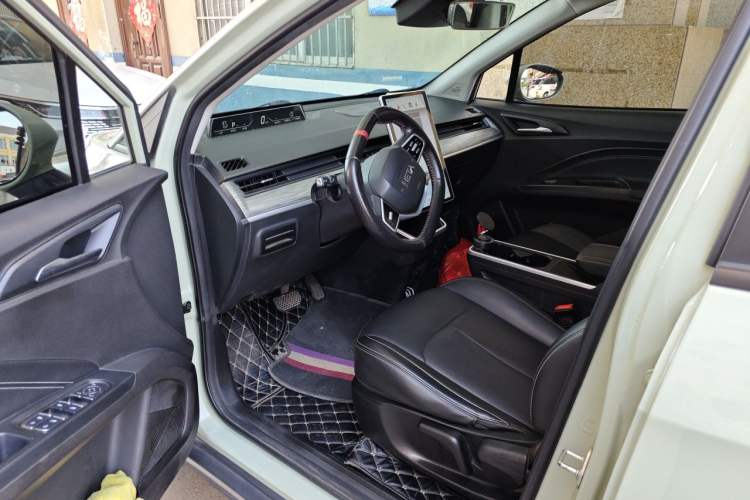Used NETA V 2022 Chao 400 Lite Driver Seat