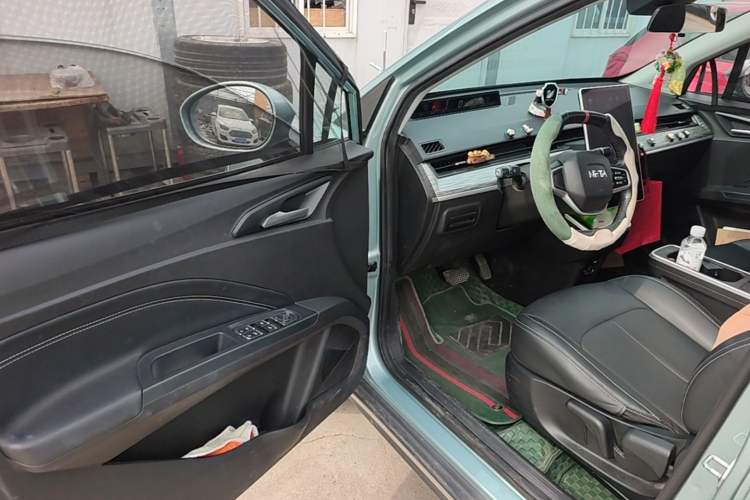 Used NETA V 2022 Chao 300 Lite Ternary Lithium Driver Seat