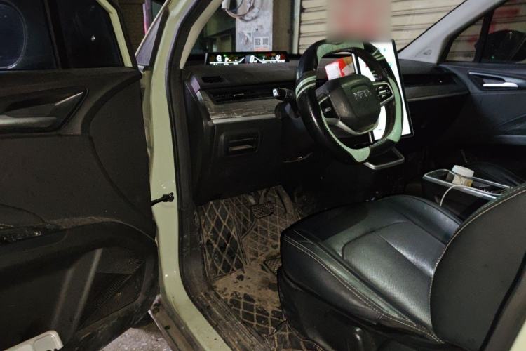 Used NETA V 2022 Chao 400 Lite Driver Seat
