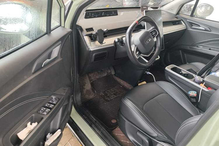 Used NETA V 2022 Chao 400 Lite Driver Seat
