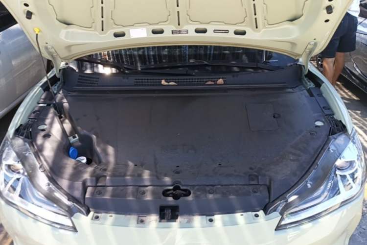 Used NETA V 2022 Chao 400 Lite Engine Bay