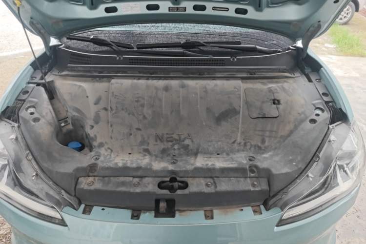 Used NETA V 2022 Chao 300 Lite Lithium Iron Phosphate Engine Bay