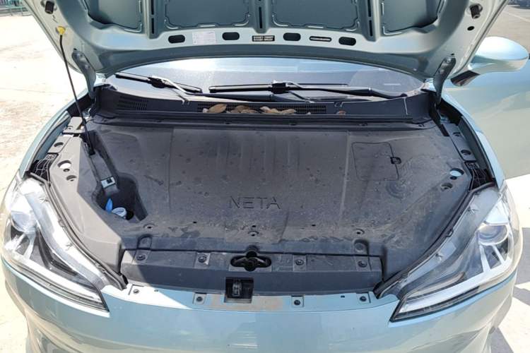 Used NETA V 2022 Chao 400 Lite Engine Bay