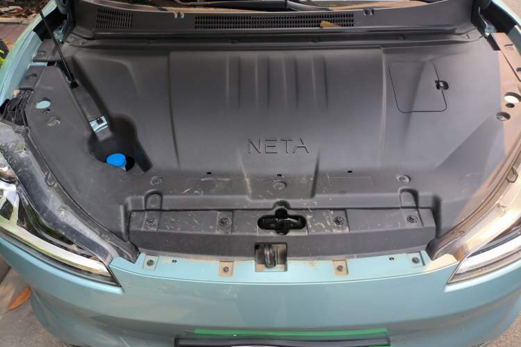 Used NETA V 2022 Chao 400 Lite Engine Bay
