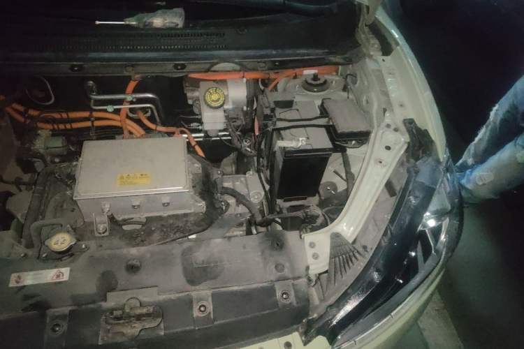 Used NETA V 2022 Chao 400 Lite Engine Bay Left