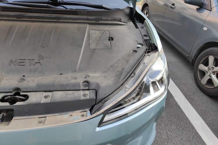 Used NETA V 2022 Chao 400 Lite Engine Bay Left