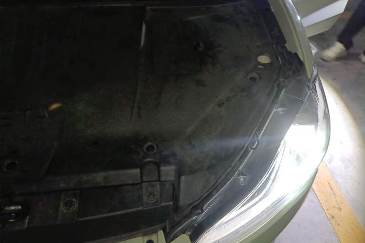 Used NETA V 2022 Chao 400 Lite Engine Bay Left