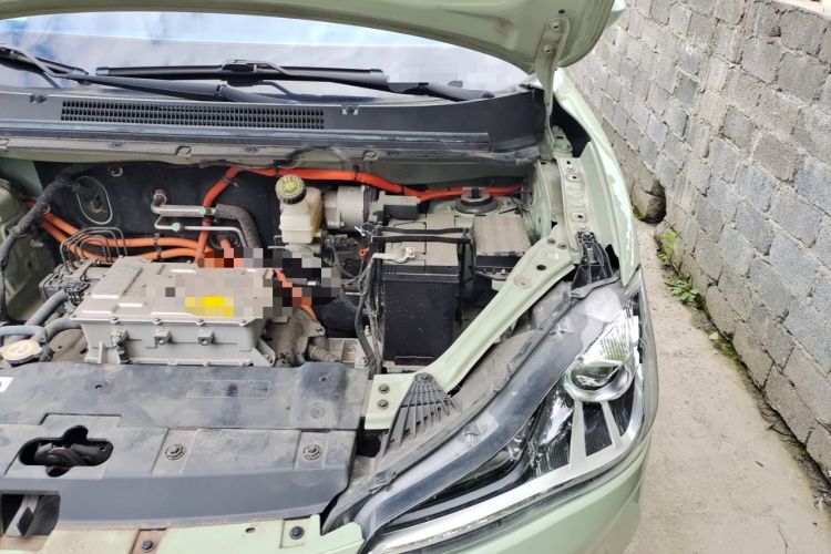 Used NETA V 2022 Chao 400 Lite Engine Bay Left