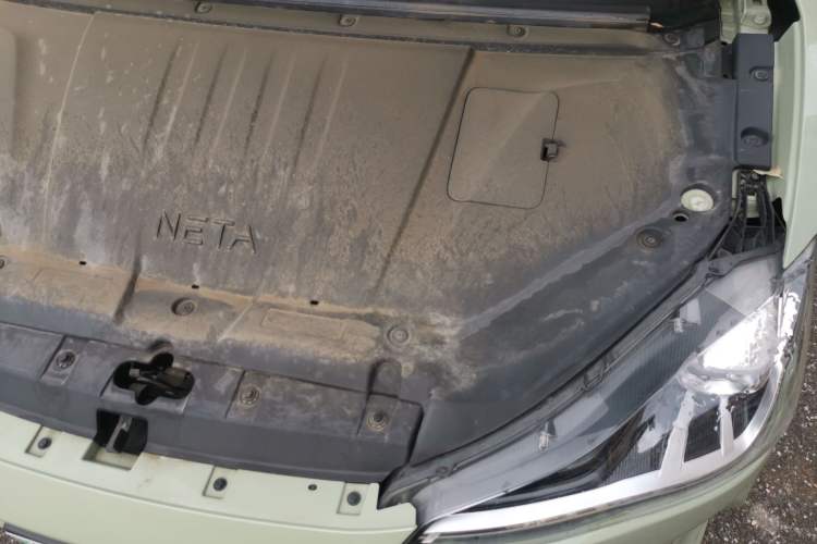Used NETA V 2022 Chao 400 Lite Engine Bay Left