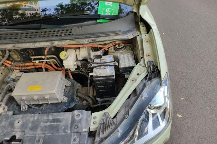 Used NETA V 2022 Chao 400 Lite Engine Bay Left
