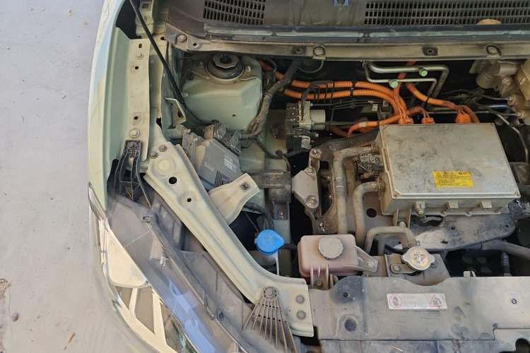 Used NETA V 2022 Chao 400 Lite Engine Bay Right