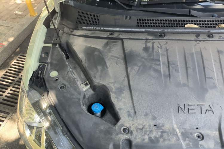 Used NETA V 2022 Chao 400 Lite Engine Bay Right