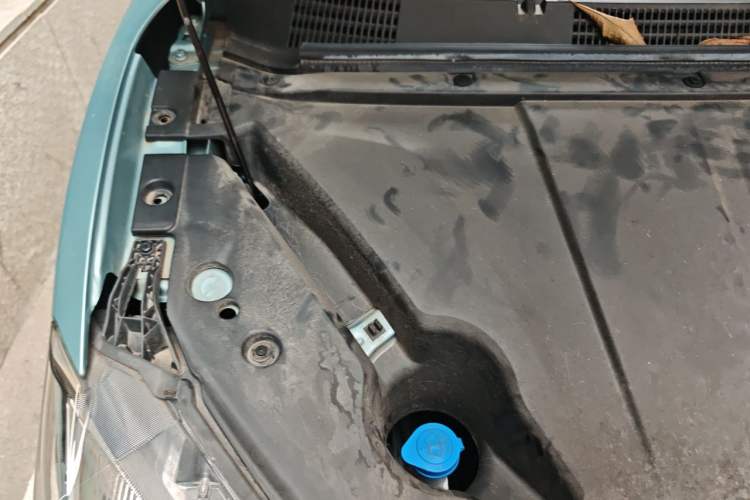 Used NETA V 2022 Chao 400 Lite Engine Bay Right