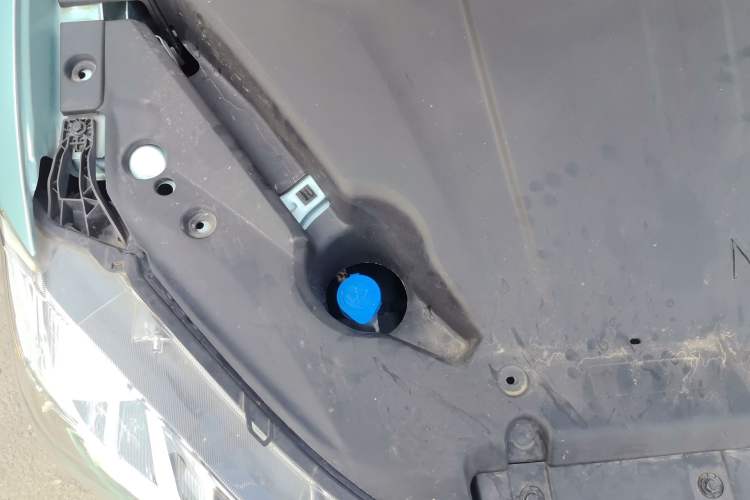 Used NETA V 2022 Chao 400 Lite Engine Bay Right