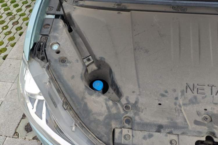 Used NETA V 2022 Chao 400 Pro Engine Bay Right