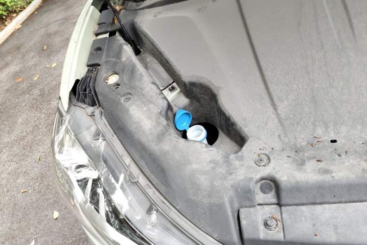 Used NETA V 2022 Chao 400 Lite Engine Bay Right