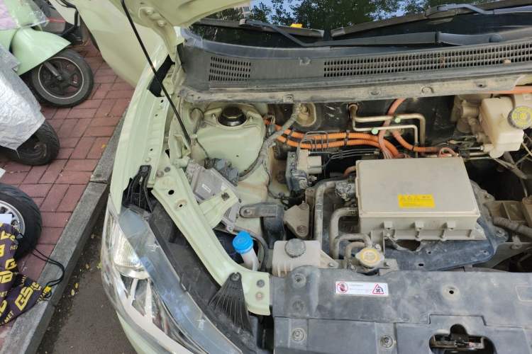 Used NETA V 2022 Chao 400 Lite Engine Bay Right