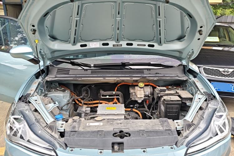 Used NETA V 2022 Standard Range Industry Custom Edition Engine Bay