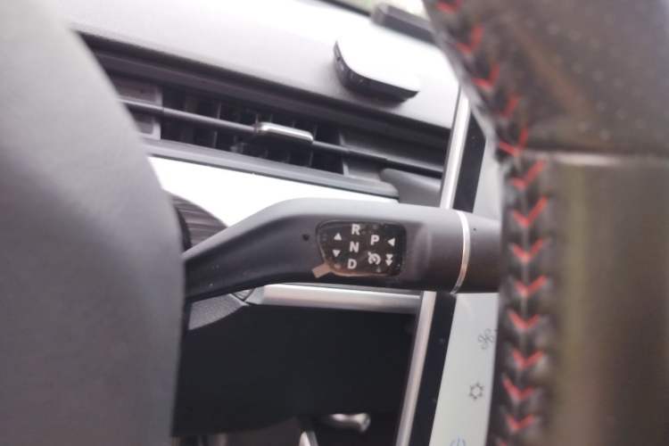Used NETA V 2022 Chao 400 Lite Gear Lever
