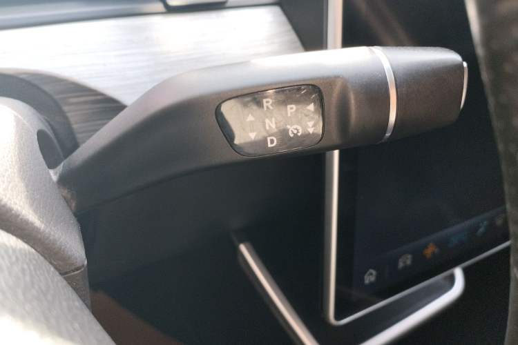 Used NETA V 2022 Chao 400 Lite Gear Lever
