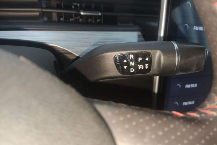 Used NETA V 2022 Chao 400 Lite Gear Lever