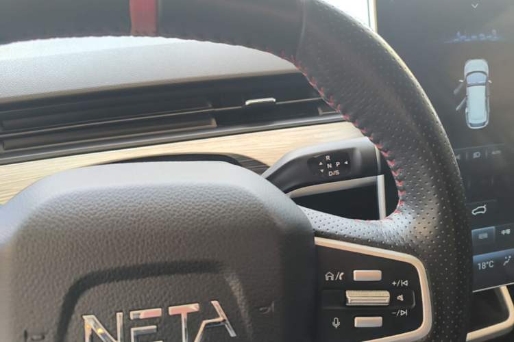 Used NETA V 2022 Chao 300 Lite Ternary Lithium Gear Lever