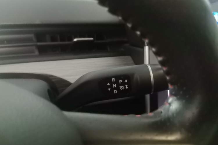 Used NETA V 2022 Chao 400 Lite Gear Lever