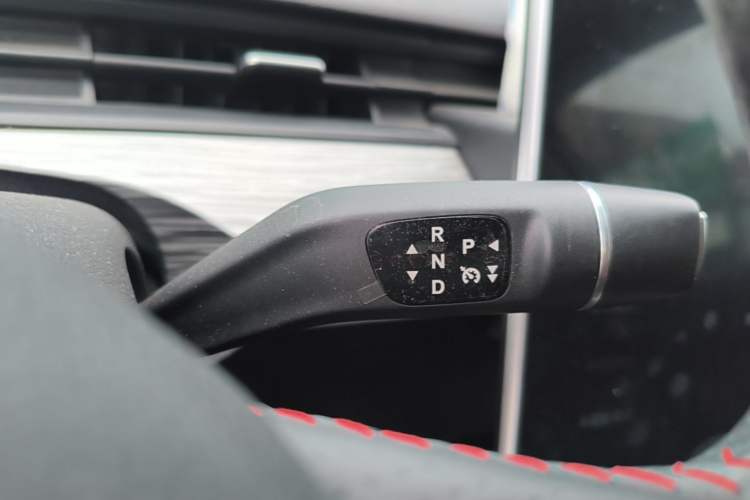 Used NETA V 2022 Chao 400 Lite Gear Lever