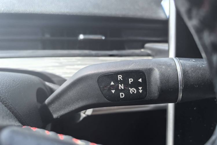 Used NETA V 2022 Chao 400 Lite Gear Lever