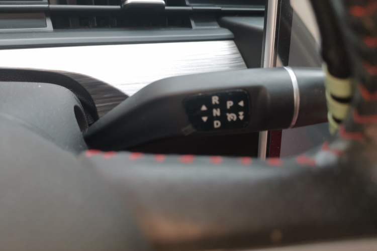 Used NETA V 2022 Chao 400 Lite Gear Lever