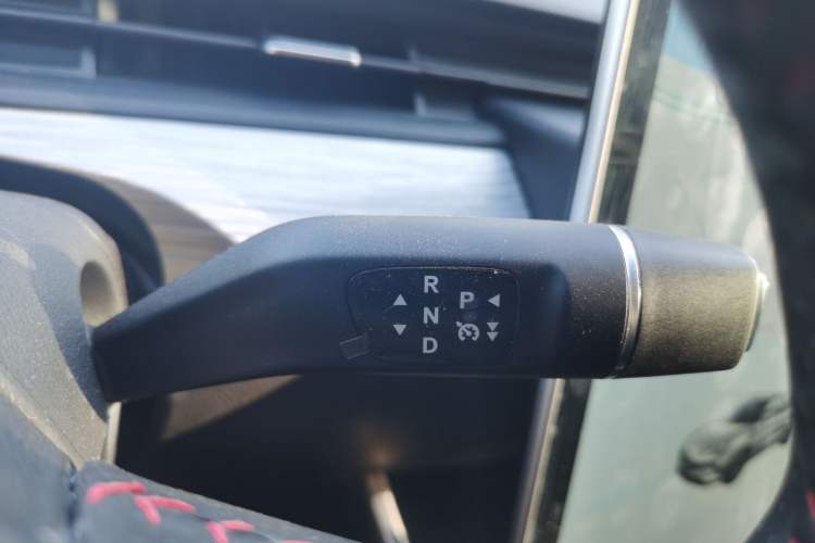 Used NETA V 2022 Chao 400 Lite Gear Lever