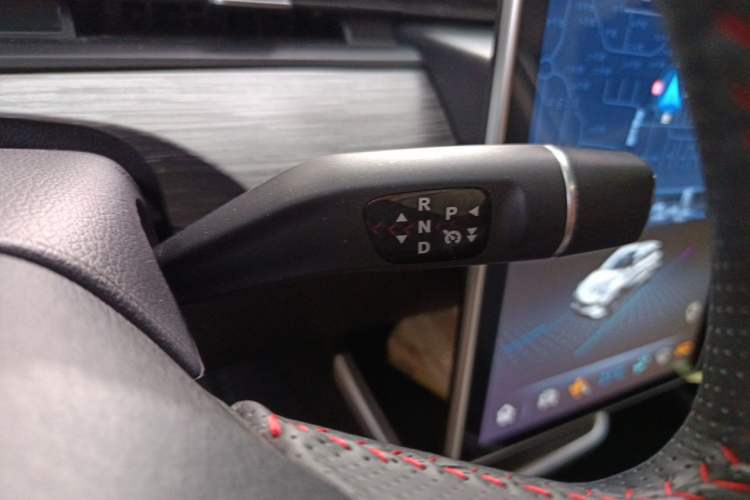 Used NETA V 2022 Chao 400 Lite Gear Lever