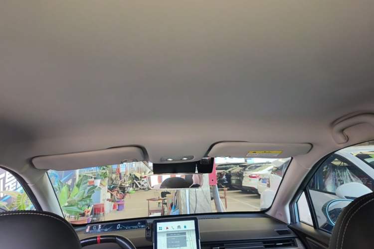 Used NETA V 2022 Chao 300 Lite Ternary Lithium Headliner