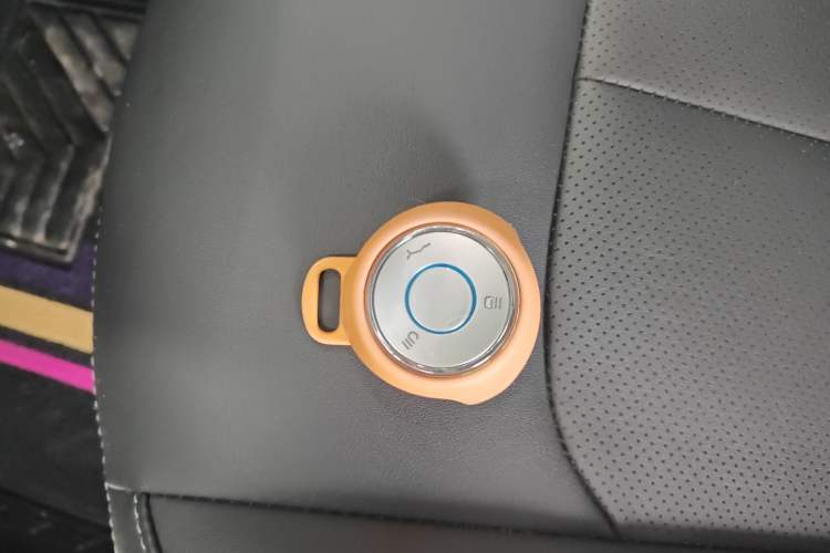 Used NETA V 2022 Chao 400 Lite Interior 1