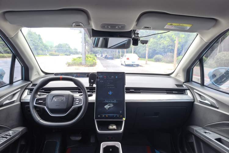 Used NETA V 2022 Chao 400 Lite Interior 3