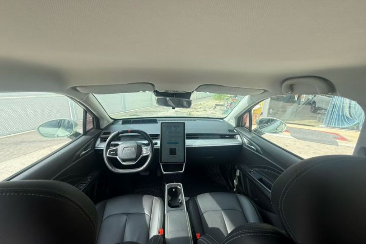 Used NETA V 2022 Chao 400 Lite Interior 3