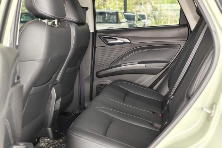 Used NETA V 2022 Chao 400 Lite Interior 4