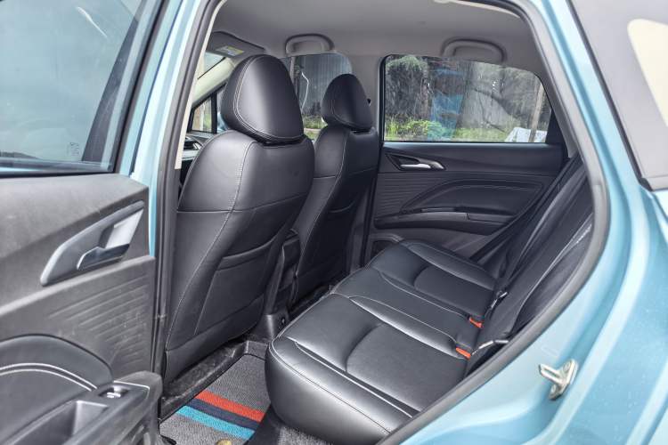 Used NETA V 2022 Chao 400 Lite Interior 5