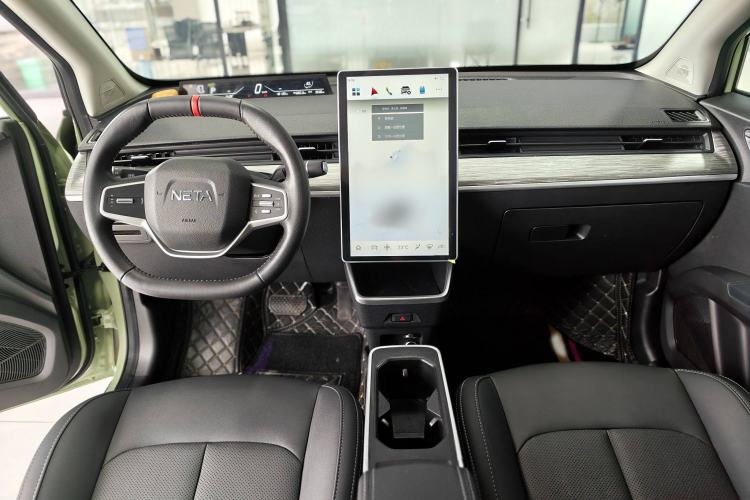Used NETA V 2022 Chao 400 Lite Interior 6