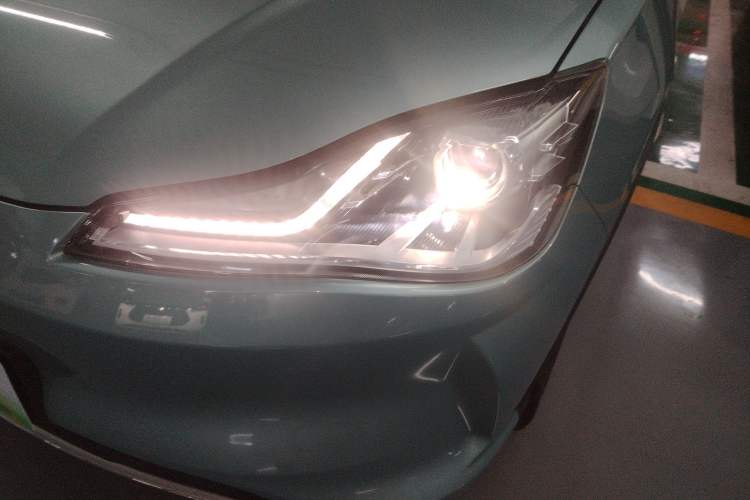 Used NETA V 2022 Chao 400 Lite Left Front Headlight