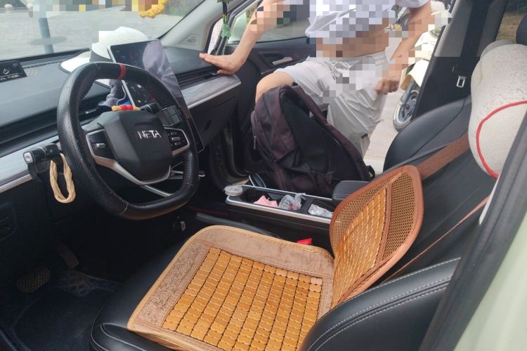 Used NETA V 2022 Chao 400 Lite Left Front Seat