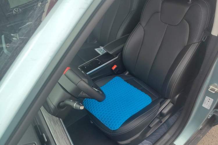 Used NETA V 2022 Chao 400 Lite Left Front Seat