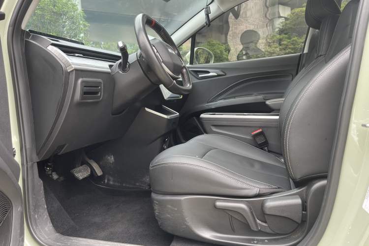 Used NETA V 2022 Chao 400 Lite Left Front Seat