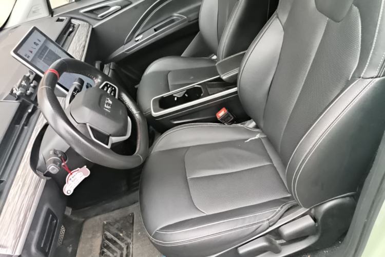 Used NETA V 2022 Chao 300 Lite Ternary Lithium Left Front Seat