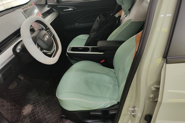 Used NETA V 2022 Chao 400 Lite Left Front Seat