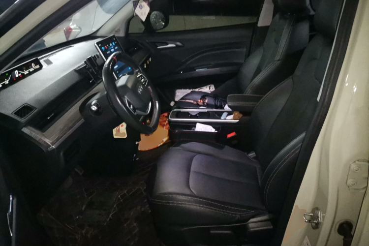 Used NETA V 2022 Chao 400 Lite Left Front Seat