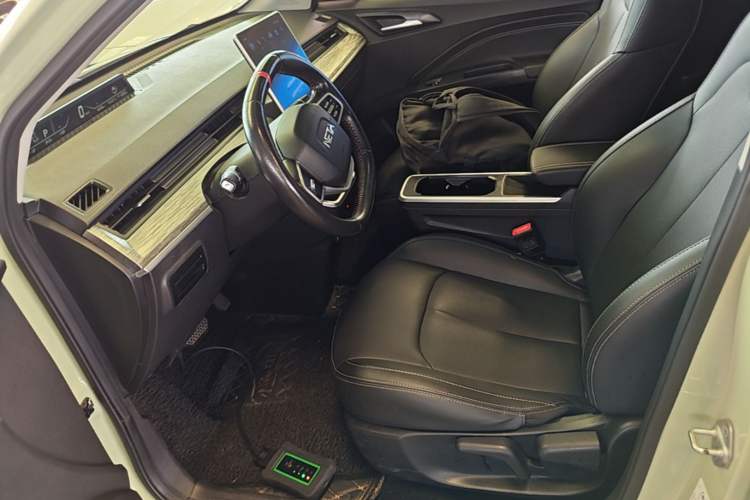 Used NETA V 2022 Chao 400 Lite Left Front Seat